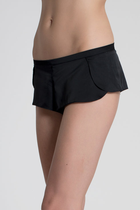 DEVON Frilly Boy Short